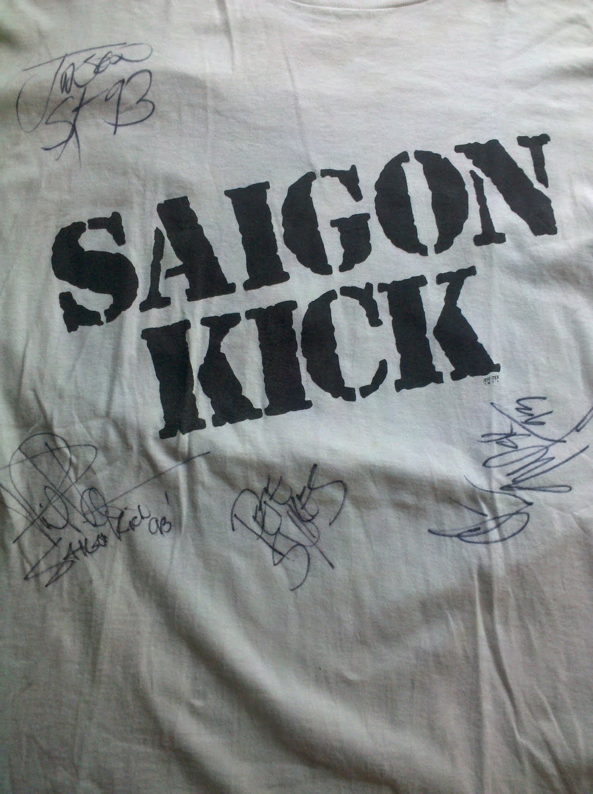 Download Mp3 Saigon Kick