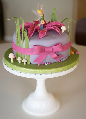 Girls Birthday Cakes on Make Me Studio  Tinkerbell Cake