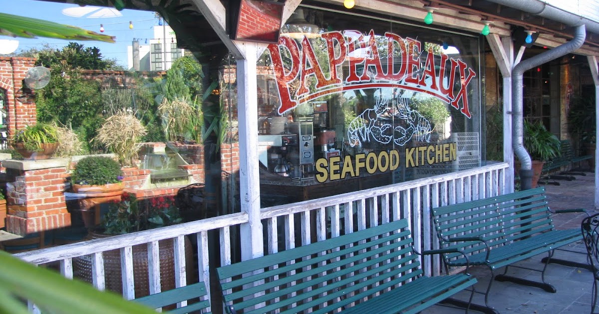 Restaurant Rouge: Pappadeaux Seafood Kitchen - Beaumont, TX - One (and