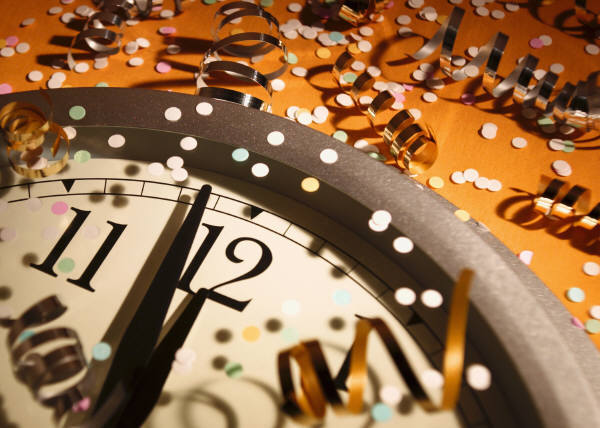 [Happy_New_YearClock.jpg]