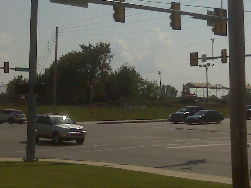 [=?utf-8?B?SU1HMDAxNDEuanBn?=-738089]