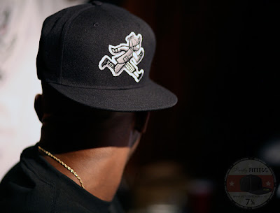 Play Cloths Wallpaper