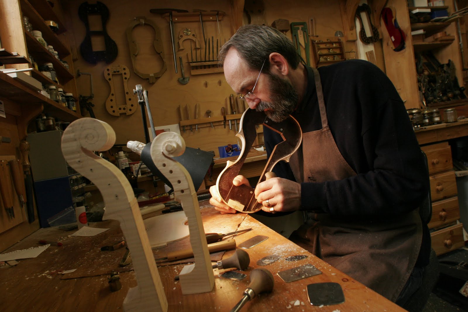 violin making workshop