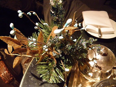 Elegant Centerpieces on Elegant Table Decorations     What Else Would You Expect For The Ritz