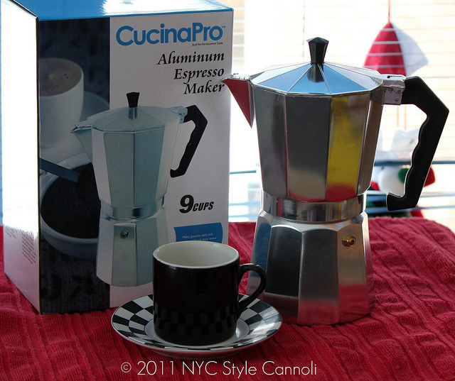 CSN Stores Review of Cucina Pro Espresso Maker NYC, Style & a little