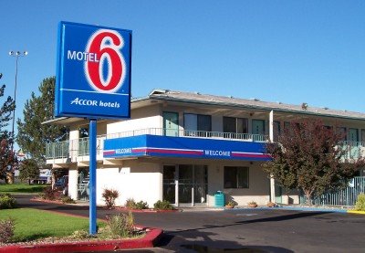 [motel6.jpg]
