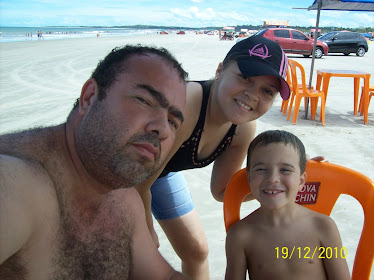 Eu meu Pai e a Ju na praia