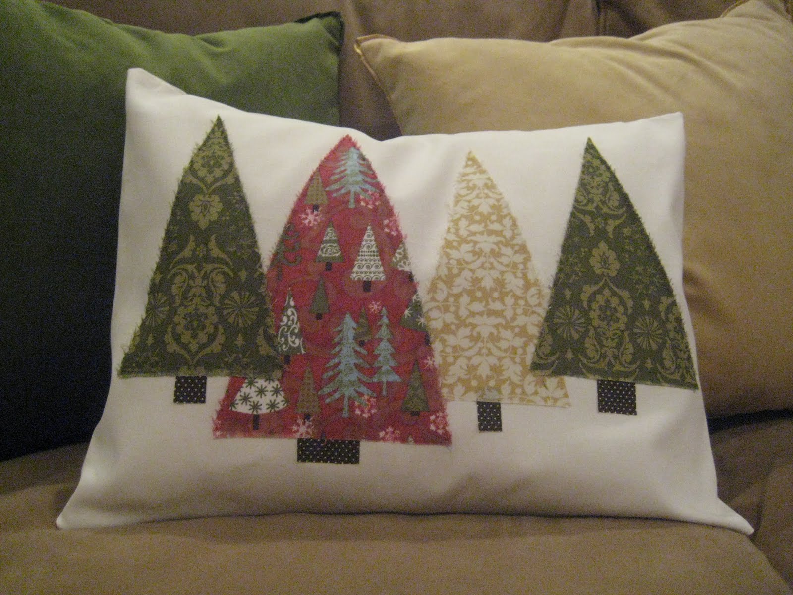Inspired Honey Bee sew christmas tree pillows