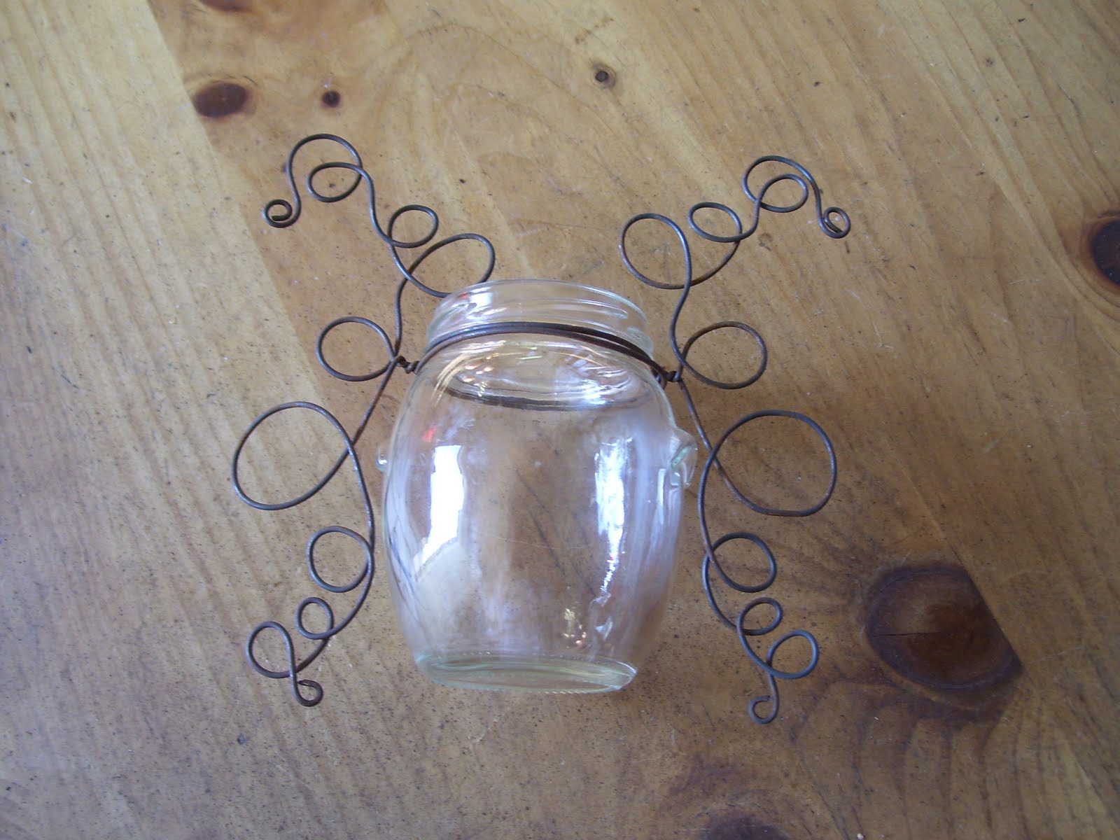 PeridotsGardenBlog How to Make a Wire Hanging Candle Holder!