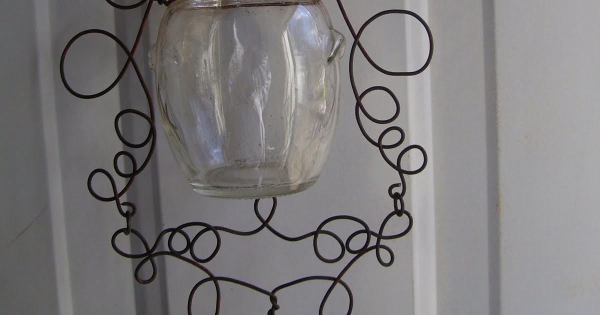 PeridotsGardenBlog How to Make a Wire Hanging Candle Holder!