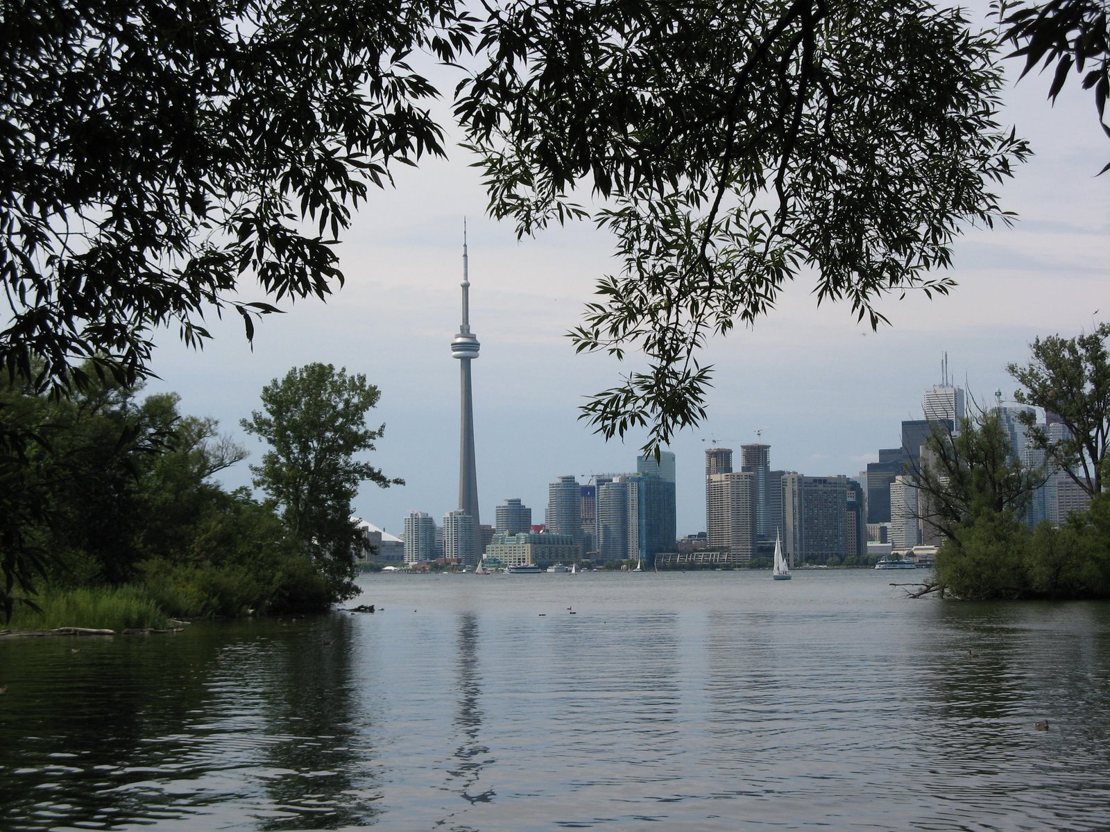 [Toronto+Islands+II+020.JPG]