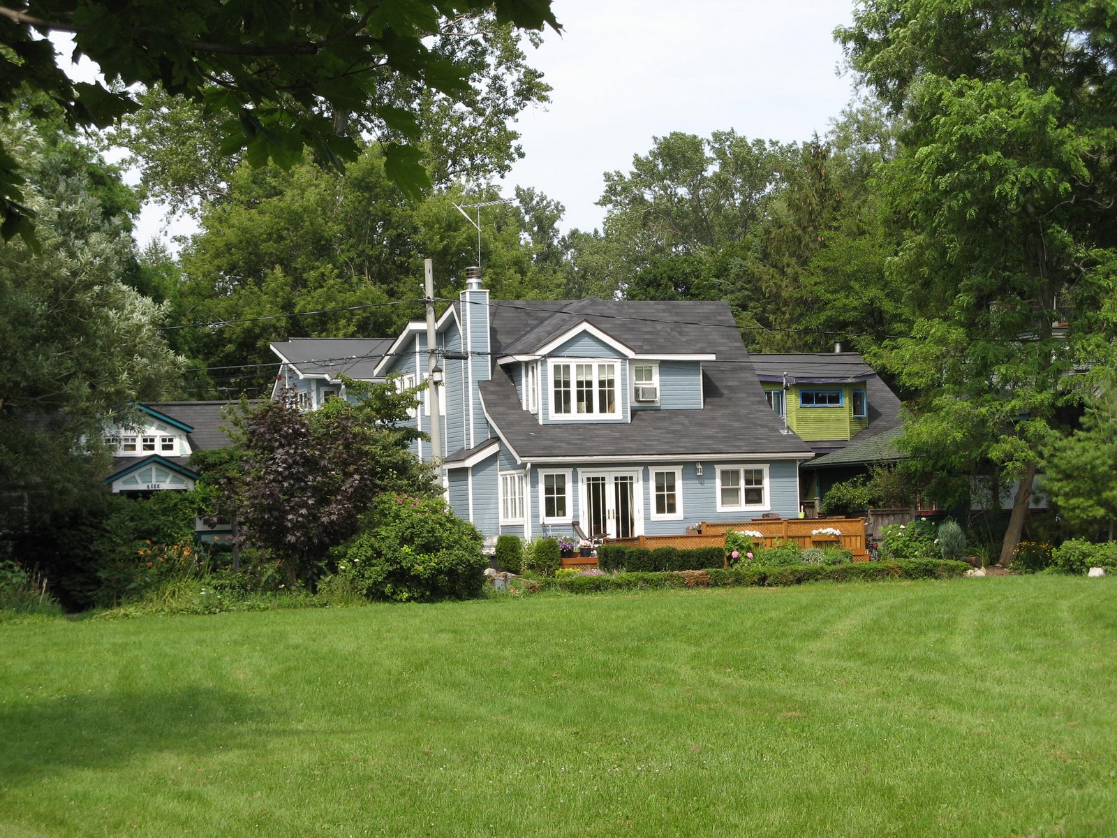 [Toronto+Islands+II+023.JPG]