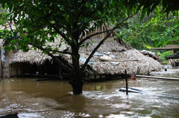 [Amazon+floods+1.jpg]
