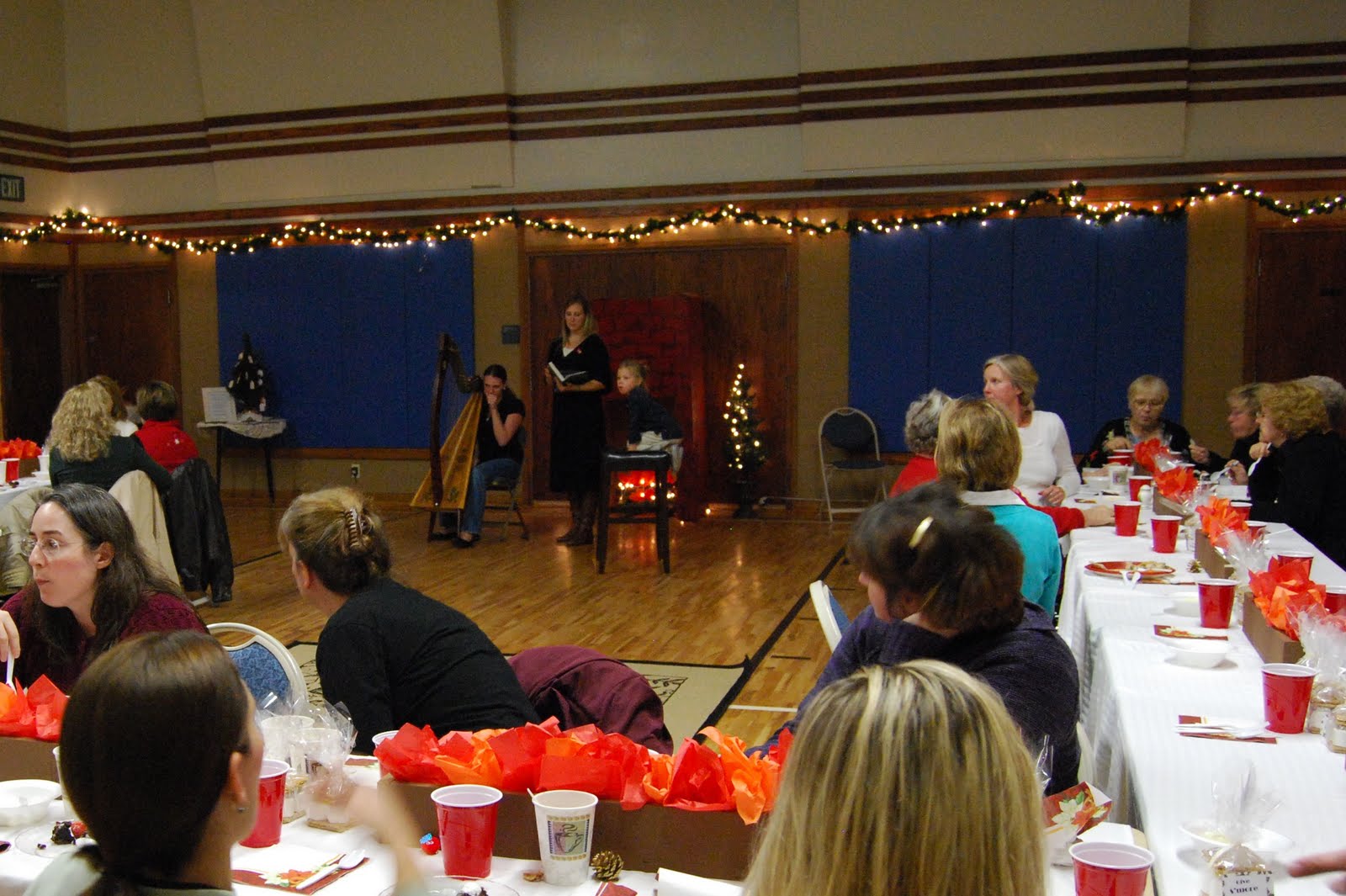 Pritty Nifty Gifty: Church Christmas Party