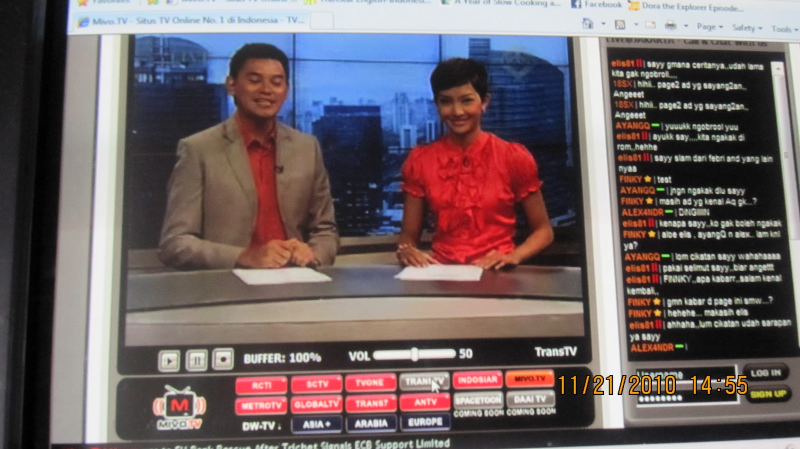 Penyiar coffee break tv one