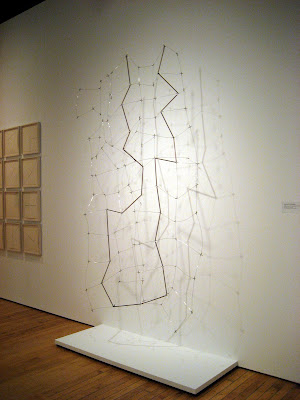 Shaped+canvas+artists