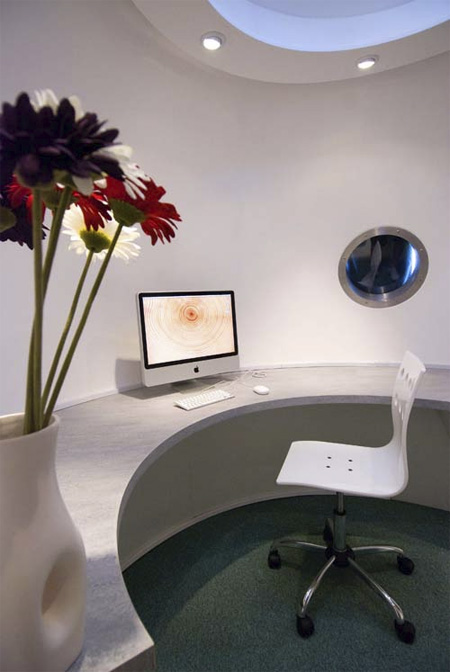 [gardenoffice05.jpg]