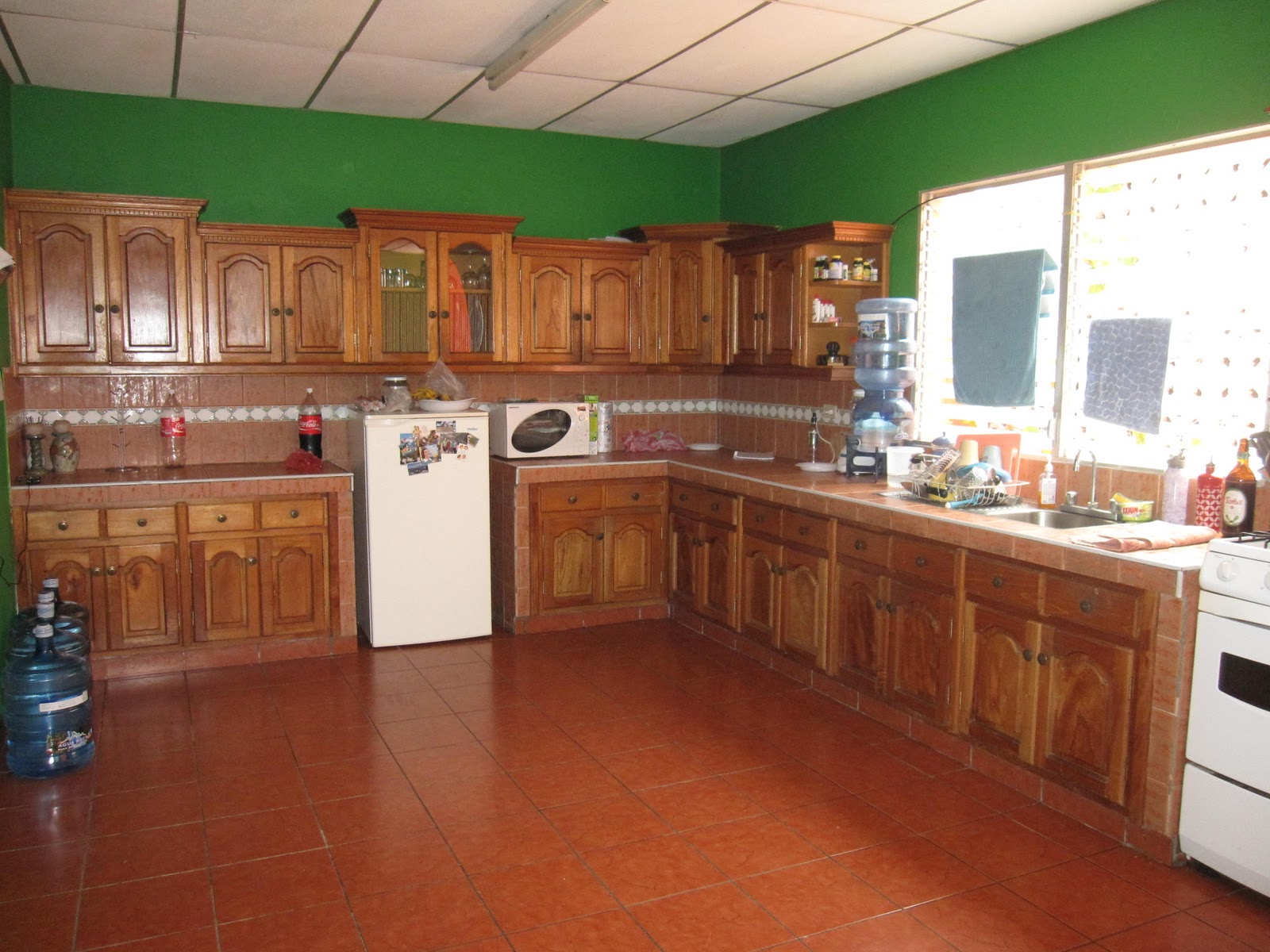 A Lady Reveals Nothing MTV Cribs