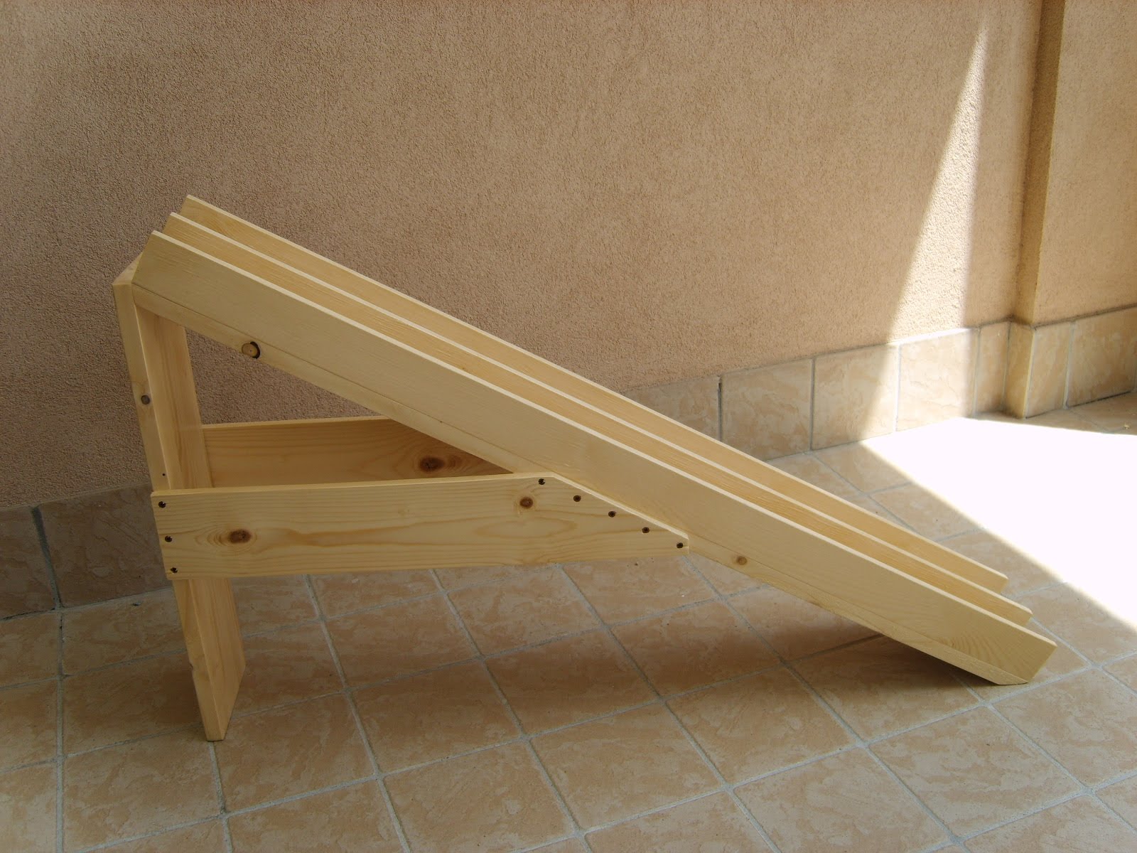 Letto in legno per cani fai da te ~ avienix.com for . Bricolage fai da te legno