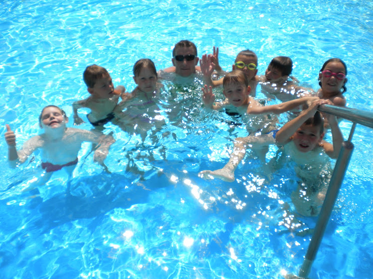 Na bazenu v Aqualuni