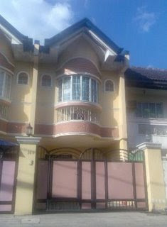 INVESTMENT BARGAIN: Quezon City Townhouse WORTH P3.5M MUST SELL for P2.699M
