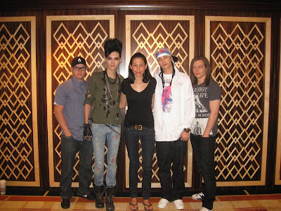 ¡Fotos de Tokio Hotel en entrevista (Malasia)! Tokio+hotel_entrevistaMALASIA3