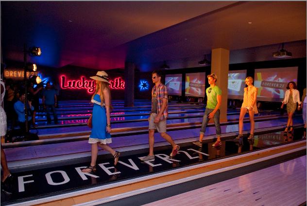 Lucky+strike+bowling+lanes