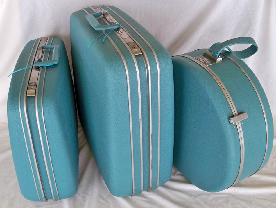 Samsonite vintage luggage. My greatgrandmother had some of this set