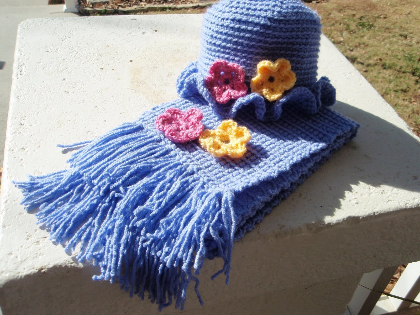 scarf hat all in one crochet pattern - 2009 mlb all star game hats