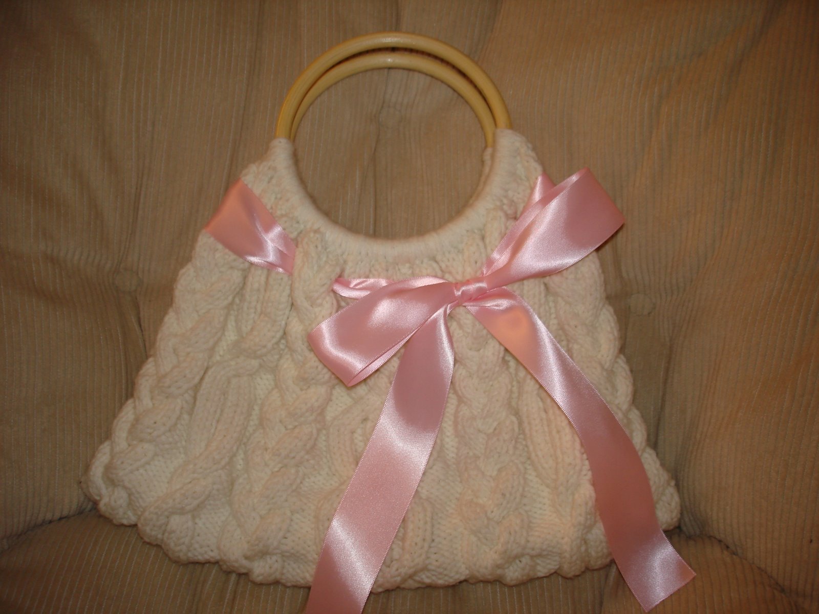 [cable+knit+purse.JPG]