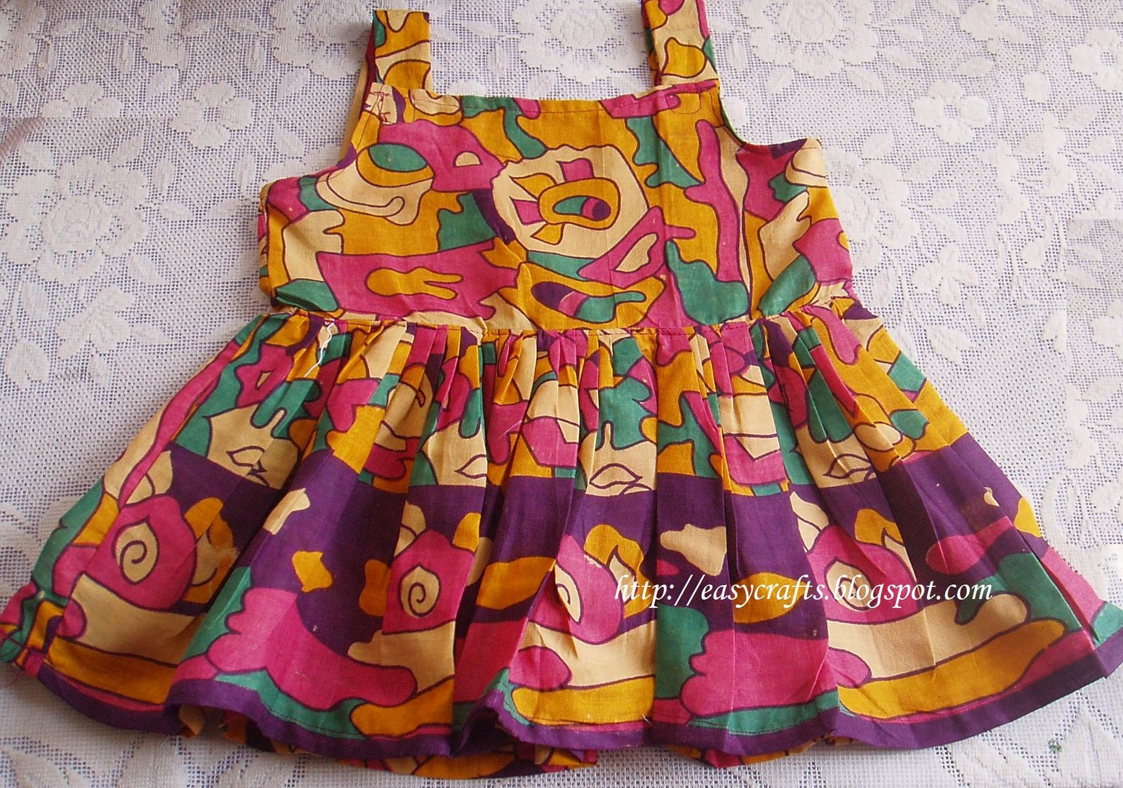 Easy Crafts - Explore your creativity: Baby Frock
