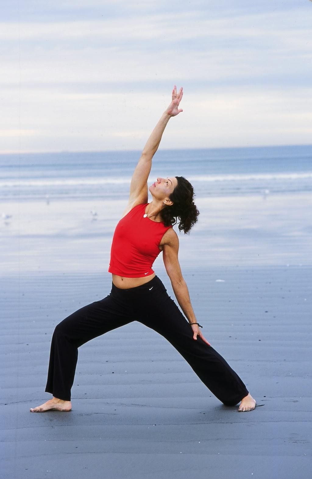 [Beach+Reverse+Warrior.jpg]