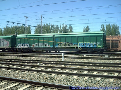 Vagón de puertas correderas