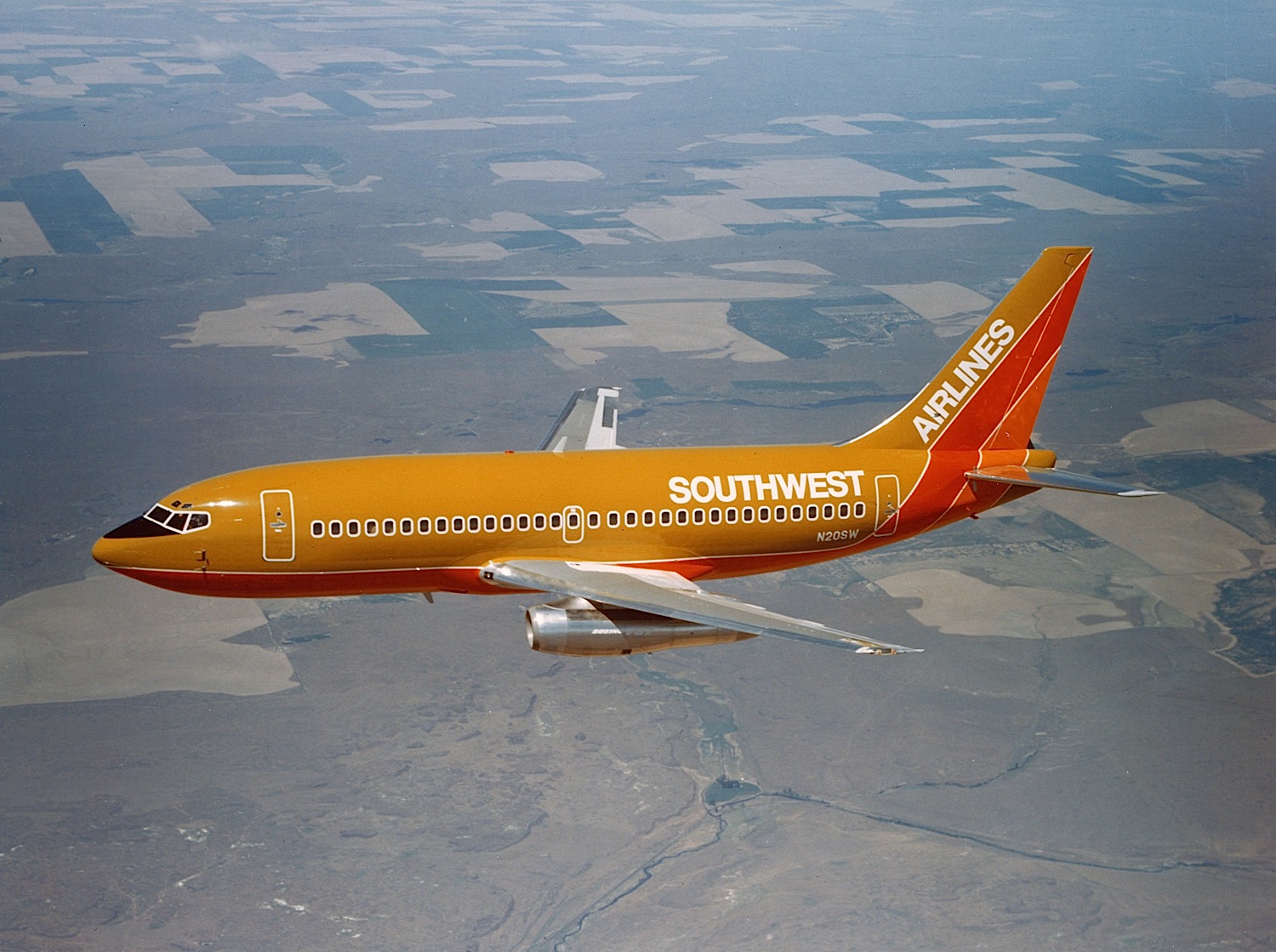 [737-N20SW.jpg]