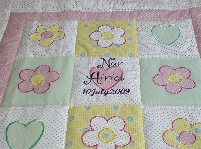 ♥☆SeWCuTe☆♥ Baby Girl Quilt gift set