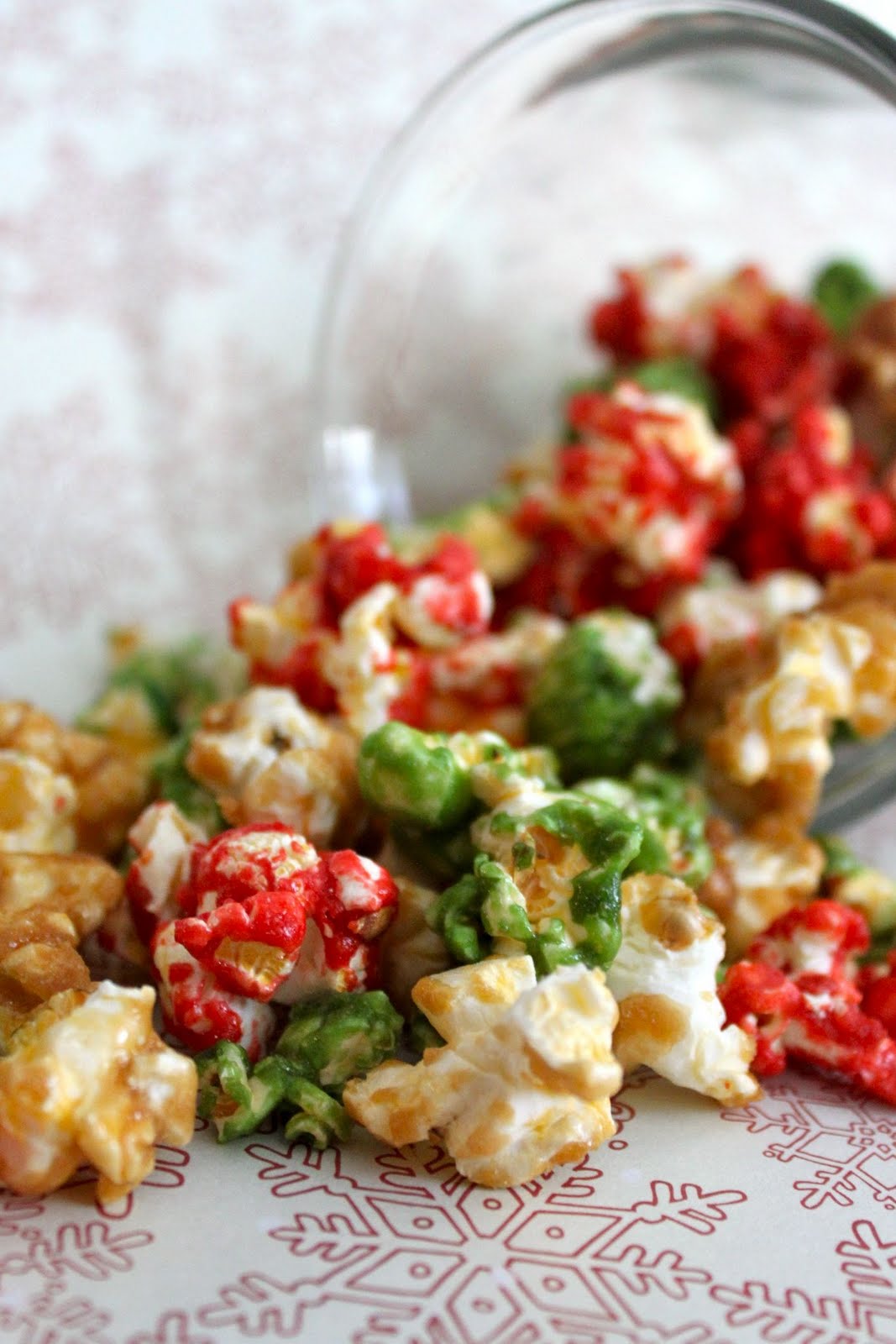Baked Perfection: Christmas Caramel Popcorn
