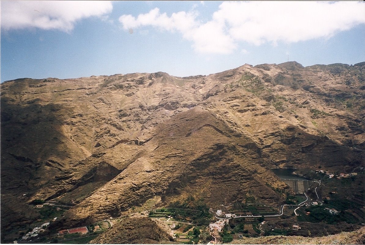 [escanear0056.jpg]