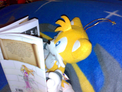 Cute Tails leyendo Ocarina of Time