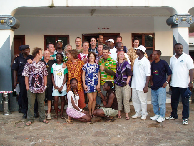 The pilot crew and members of the Ministry of Tourism