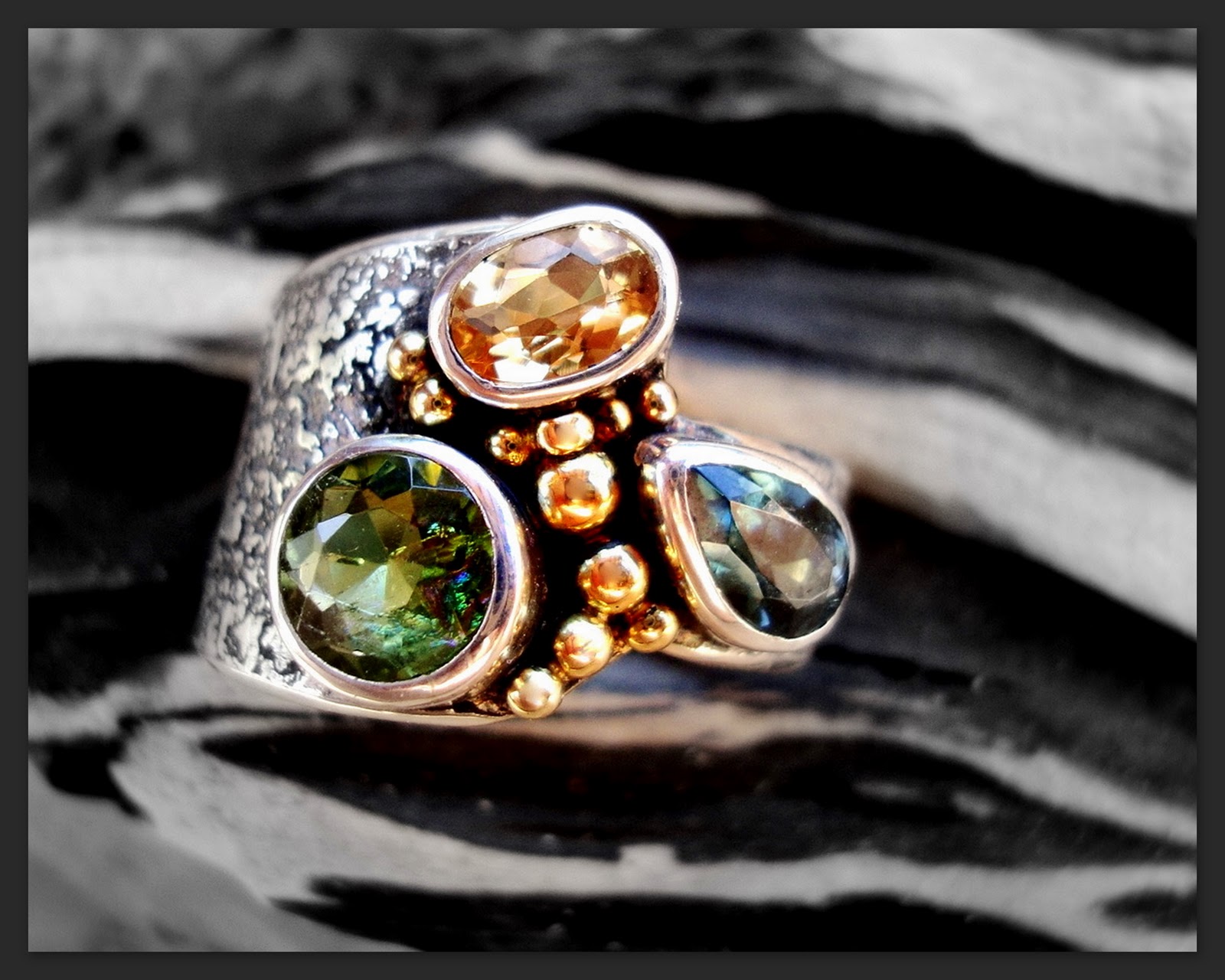 EK Art Jewelry Tamarindo Costa Rica three stones ring