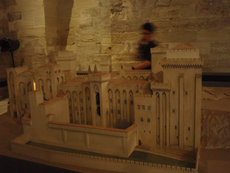 [avignon22.jpg]