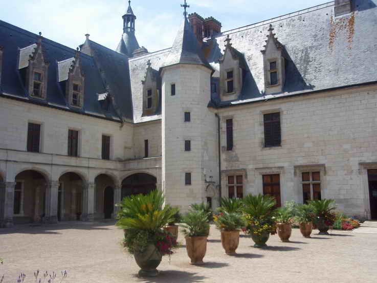 [Chaumont4.jpg]