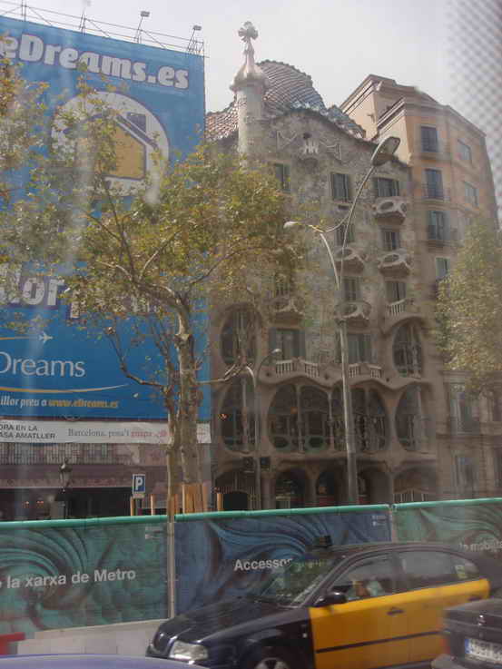 [barcelona3.jpg]