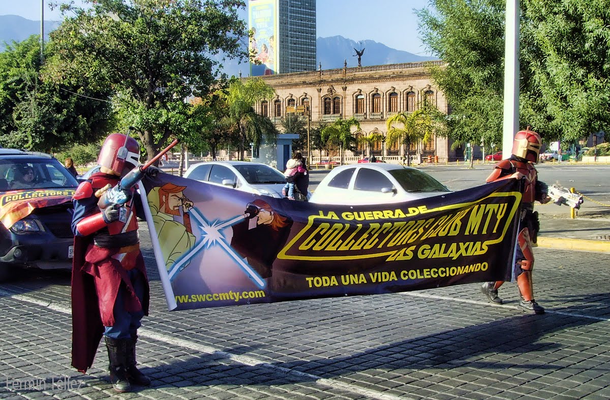Monterrey, México 1er desfile de convención de comics