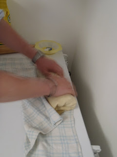 Rolling the strudel