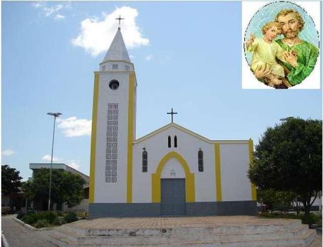 [igreja+sÃ£ojosÃ©+inhuma.JPG]