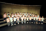 Yips' PreSchool Singing Performance: This is Kristie's 2nd time (dsc )