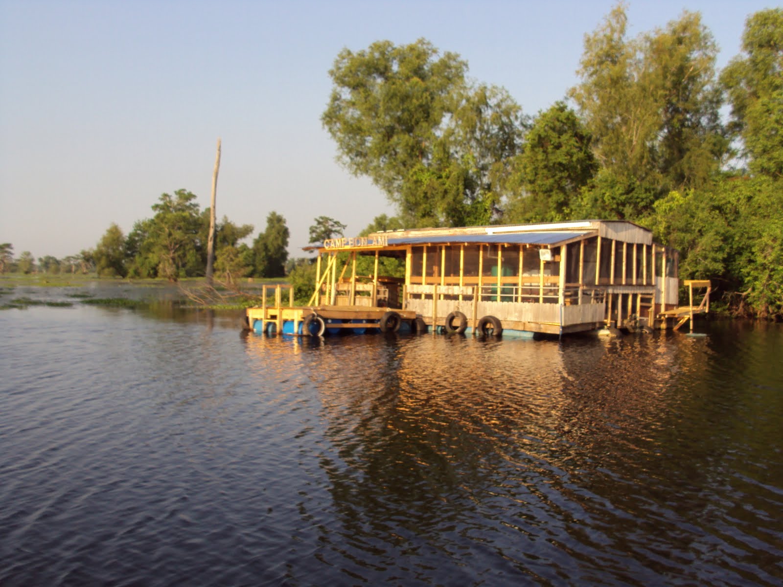 COURETS SWAMP TOURS OF LOUISIANA HOUSE BOAT NORTH FLATS HENDERSON SWAMP