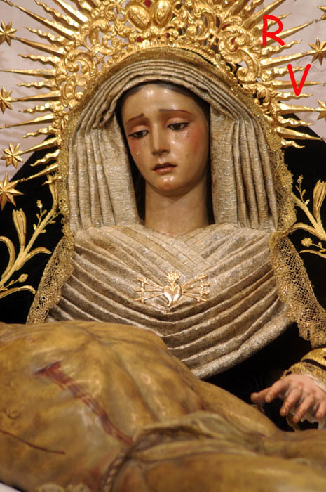[2009piedadluto2.JPG]