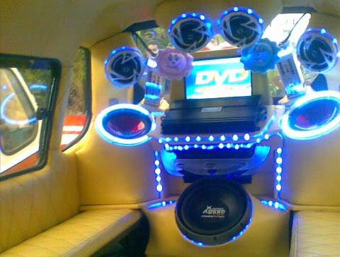 Mobil Balap Mulai Saat Itu Juga Hiasan Lcd Kamera Dan Lain Mobil Balap Mulai Saat Itu Juga Hiasan Lcd Kamera Dan Lain